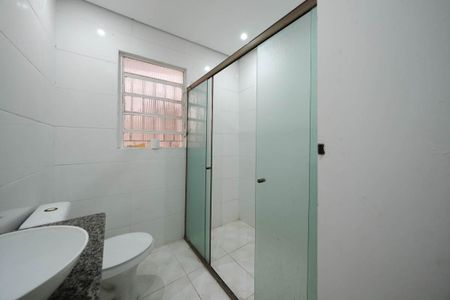 Casa à venda com 180m², 3 quartos e 4 vagasBanheiro da Suíte 3