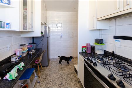 Apartamento à venda com 129m², 4 quartos e 2 vagas Apartamento à venda com 129m², 4 quartos e 2 vagasCozinha