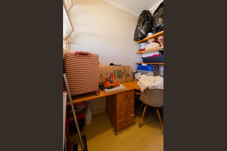 Apartamento à venda com 129m², 4 quartos e 2 vagas Apartamento à venda com 129m², 4 quartos e 2 vagasQuarto de serviço