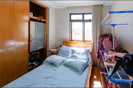 Apartamento à venda com 129m², 4 quartos e 2 vagas Apartamento à venda com 129m², 4 quartos e 2 vagasSuíte