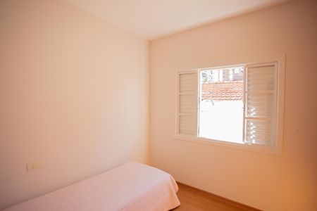 Casa à venda com 220m², 4 quartos e 2 vagas Casa à venda com 220m², 4 quartos e 2 vagasQuarto 3