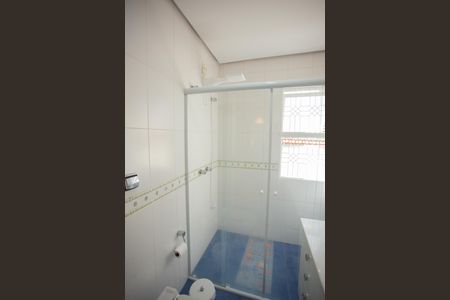 Casa à venda com 220m², 4 quartos e 2 vagas Casa à venda com 220m², 4 quartos e 2 vagasBanheiro