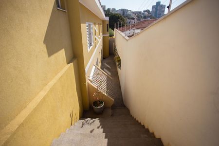 Casa à venda com 220m², 4 quartos e 2 vagas Casa à venda com 220m², 4 quartos e 2 vagasÁrea gourmet