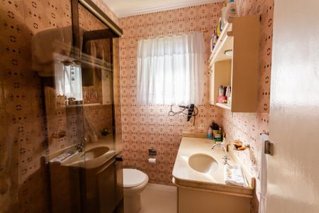 Casa à venda com 150m², 2 quartos e 2 vagas Casa à venda com 150m², 2 quartos e 2 vagasBanheiro Social