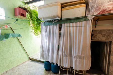 Casa à venda com 150m², 2 quartos e 2 vagas Casa à venda com 150m², 2 quartos e 2 vagasÁrea de Serviço