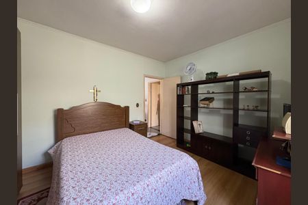 Casa à venda com 378m², 3 quartos e 11 vagas Casa à venda com 378m², 3 quartos e 11 vagasQuarto 1