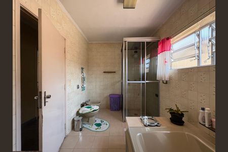 Casa à venda com 378m², 3 quartos e 11 vagas Casa à venda com 378m², 3 quartos e 11 vagasBanheiro