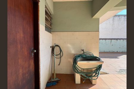 Casa à venda com 378m², 3 quartos e 11 vagas Casa à venda com 378m², 3 quartos e 11 vagasÁrea de Serviço 2