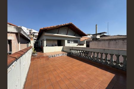 Casa à venda com 378m², 3 quartos e 11 vagas Casa à venda com 378m², 3 quartos e 11 vagasVaranda
