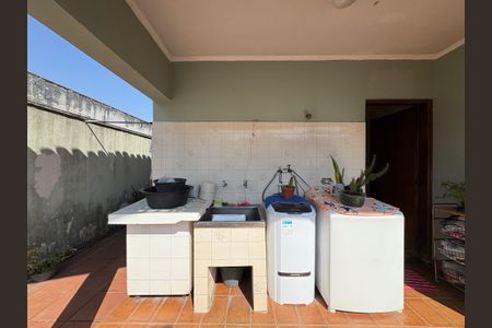Casa à venda com 378m², 3 quartos e 11 vagas Casa à venda com 378m², 3 quartos e 11 vagasÁrea de Serviço