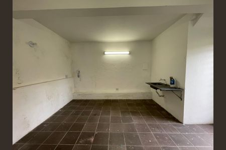 Casa à venda com 300m², 6 quartos e 4 vagas Casa à venda com 300m², 6 quartos e 4 vagasEdicula