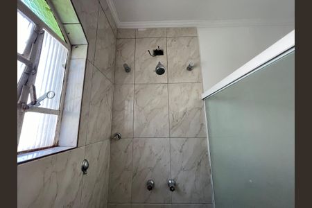 Casa à venda com 300m², 6 quartos e 4 vagas Casa à venda com 300m², 6 quartos e 4 vagasBanheiro