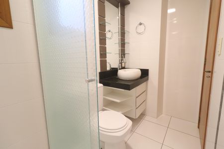Apartamento para alugar com 80m², 2 quartos e 1 vagaBanheiro Social
