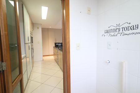 Apartamento para alugar com 80m², 2 quartos e 1 vagaCozinha e Área de Serviço