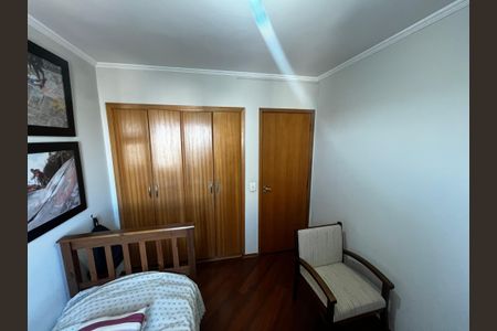 Apartamento à venda com 82m², 4 quartos e 2 vagasQuarto 1