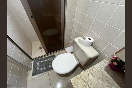 Apartamento à venda com 82m², 4 quartos e 2 vagasBanheiro