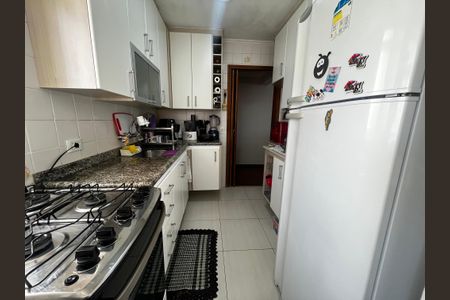 Apartamento à venda com 82m², 4 quartos e 2 vagasCozinha