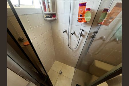 Apartamento à venda com 82m², 4 quartos e 2 vagasBanheiro da Suíte