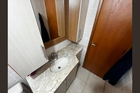 Apartamento à venda com 82m², 4 quartos e 2 vagasBanheiro