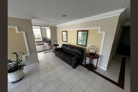 Apartamento à venda com 82m², 4 quartos e 2 vagasHall de entrada