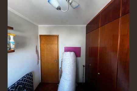Apartamento à venda com 82m², 4 quartos e 2 vagasQuarto 2