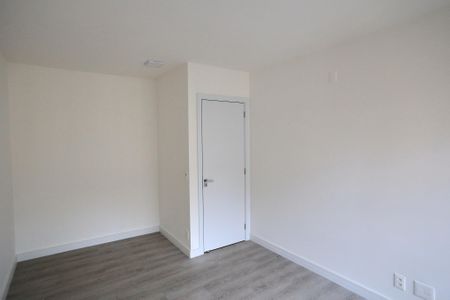 Quarto de apartamento à venda com 1 quarto, 56m² em Lourdes, Belo Horizonte