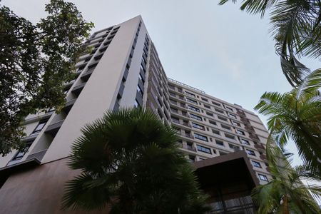 Apartamento para alugar com 87m², 2 quartos e 1 vagaFachada