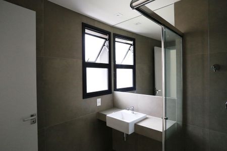 Apartamento para alugar com 87m², 2 quartos e 1 vagaBanheiro da Suíte 1