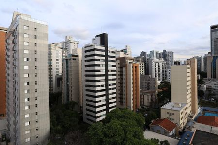 Vista do Quarto de apartamento para alugar com 1 quarto, 55m² em Lourdes, Belo Horizonte