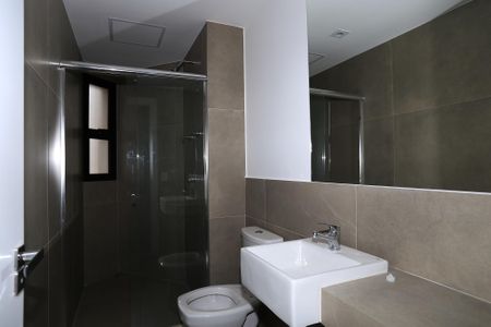 Banheiro de apartamento para alugar com 1 quarto, 55m² em Lourdes, Belo Horizonte