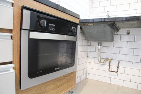 Apartamento para alugar com 38m², 2 quartos e 1 vagaCozinha 