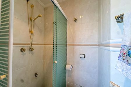 Apartamento à venda com 286m², 3 quartos e 3 vagas Apartamento à venda com 286m², 3 quartos e 3 vagasBanheiro da Suíte 1