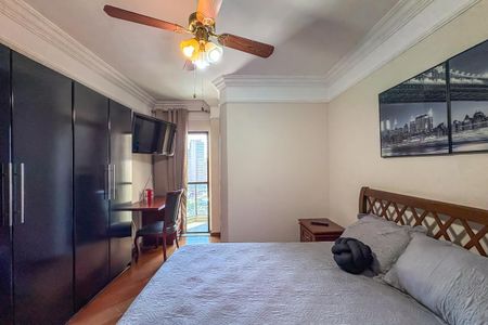 Apartamento à venda com 286m², 3 quartos e 3 vagas Apartamento à venda com 286m², 3 quartos e 3 vagasSuíte 2