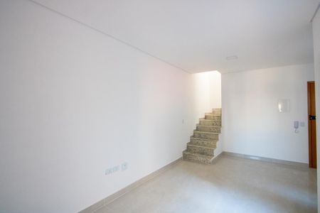 Apartamento à venda com 82m², 2 quartos e 1 vaga Apartamento à venda com 82m², 2 quartos e 1 vagaSala/Cozinha