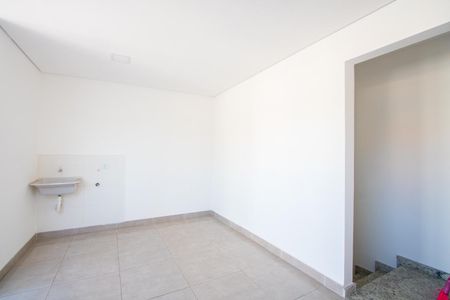 Apartamento à venda com 82m², 2 quartos e 1 vaga Apartamento à venda com 82m², 2 quartos e 1 vagaÁrea de serviço