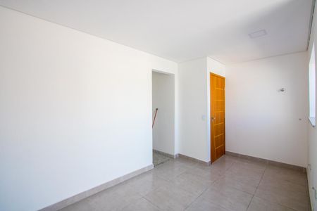 Apartamento à venda com 82m², 2 quartos e 1 vaga Apartamento à venda com 82m², 2 quartos e 1 vagaÁrea de serviço