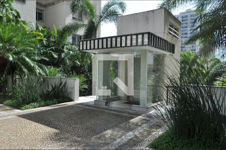 Apartamento à venda com 90m², 3 quartos e 1 vaga Apartamento à venda com 90m², 3 quartos e 1 vagaÁrea comum