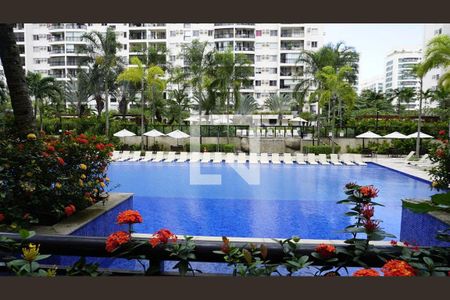 Apartamento à venda com 90m², 3 quartos e 1 vaga Apartamento à venda com 90m², 3 quartos e 1 vagaÁrea comum - Piscina