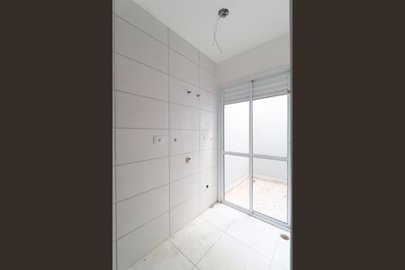 Apartamento à venda com 44m², 2 quartos e sem vaga Apartamento à venda com 44m², 2 quartos e sem vagaÁrea de Serviço