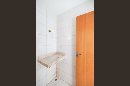 Apartamento à venda com 44m², 2 quartos e sem vaga Apartamento à venda com 44m², 2 quartos e sem vagaBanheiro