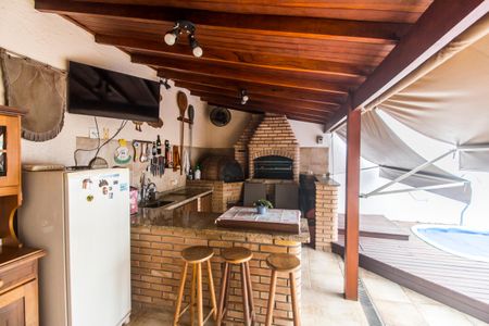 Casa de condomínio à venda com 164m², 3 quartos e 2 vagas Casa de condomínio à venda com 164m², 3 quartos e 2 vagasÁrea gourmet