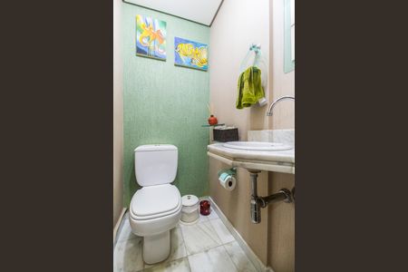 Casa de condomínio à venda com 164m², 3 quartos e 2 vagas Casa de condomínio à venda com 164m², 3 quartos e 2 vagasLavabo