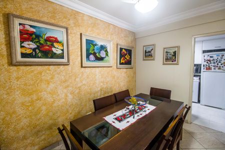 Casa de condomínio à venda com 164m², 3 quartos e 2 vagas Casa de condomínio à venda com 164m², 3 quartos e 2 vagasSala de Jantar