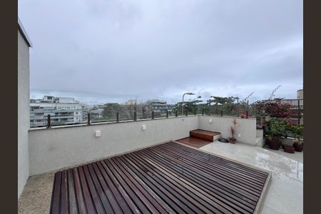 Apartamento à venda com 220m², 4 quartos e 4 vagas Apartamento à venda com 220m², 4 quartos e 4 vagasVaranda Sala