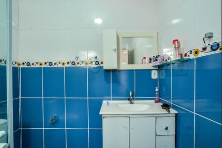 Casa à venda com 153m², 3 quartos e 2 vagasBanheiro da Suíte 2