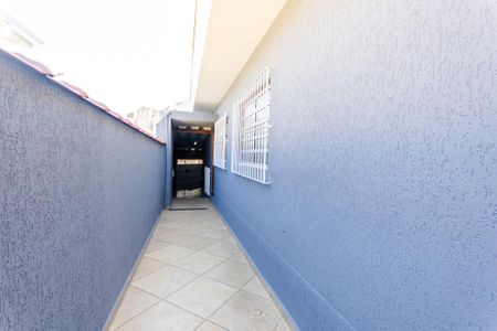 Casa à venda com 150m², 3 quartos e 2 vagas Casa à venda com 150m², 3 quartos e 2 vagasCorredor