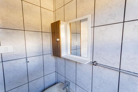 Casa à venda com 150m², 3 quartos e 2 vagas Casa à venda com 150m², 3 quartos e 2 vagasBanheiro