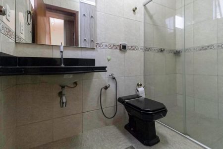 Apartamento à venda com 109m², 3 quartos e 1 vagaBanheiro da suíte