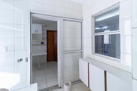 Apartamento à venda com 109m², 3 quartos e 1 vagaÁrea de serviço
