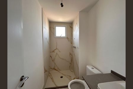 Apartamento à venda com 82m², 2 quartos e 1 vaga Apartamento à venda com 82m², 2 quartos e 1 vagaBanheiro da Suíte 2